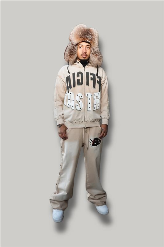 Infinite Motion Sweatpant - Cream